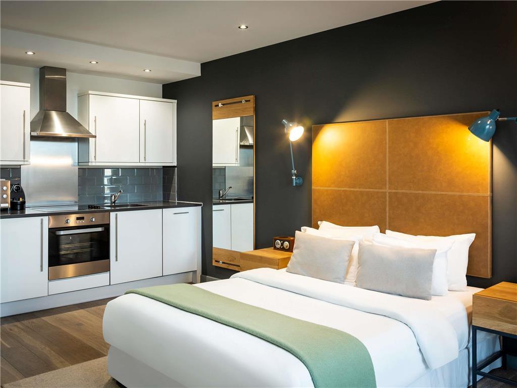 Aparthotel Adagio London Brentford Quarto foto