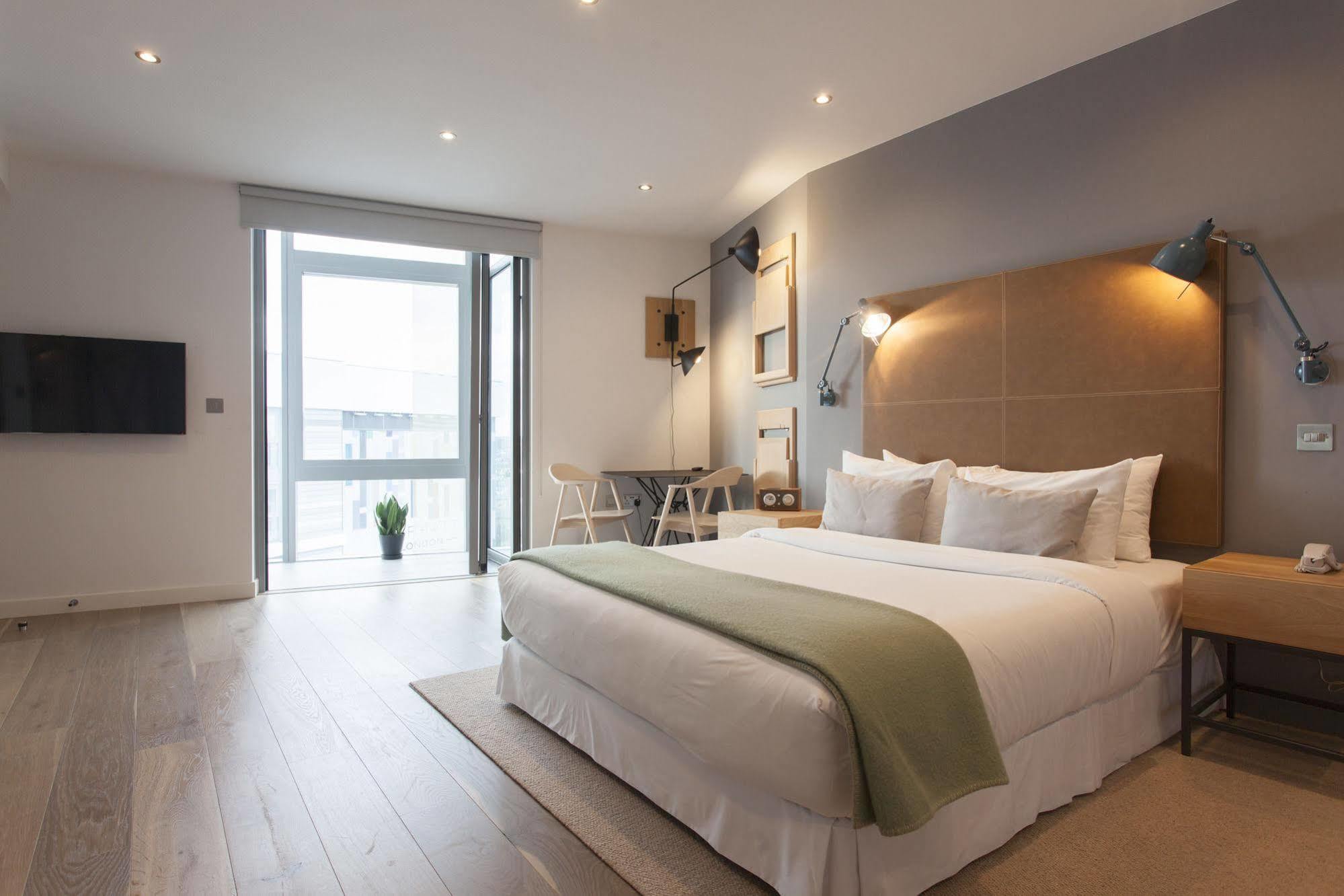 Aparthotel Adagio London Brentford Exterior foto